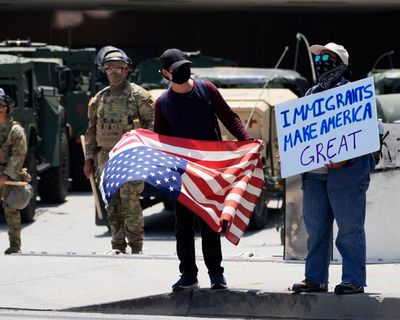 Trump news at a glance: government ‘dragnet’ widens as undocumented farm workers targeted in fresh raids