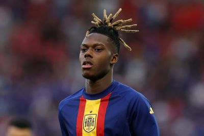 Arsenal suffer blow as Nico Williams sends transfer message to Bayern Munich