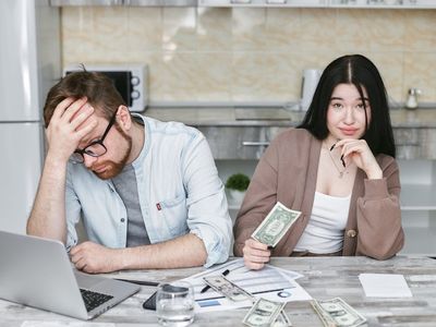 8 Rules You Should Follow If Your Spouse Keeps Asking You For Money