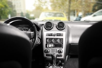 These 10 Common Mistakes Are Ruining Your Car’s Interior Right Now