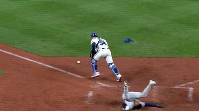Royals Commit String of Ridiculous Blunders to Allow Only Run in 1–0 Loss to Yankees