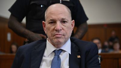 ‘You’re going to see me outside!’: Juror feuds causes Weinstein mistrial, the next steps are unthinkable