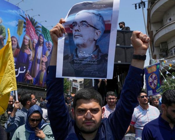 What has Israel hit in Iran and who were the generals and nuclear scientists killed?