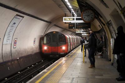 Tube misery: Commuters wait up to 41 minutes for Northern line trains on branch line