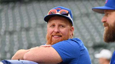 Cubs Broadcast Falls Dead Silent After Naming a NSFW Justin Turner 'Fan of the Game'
