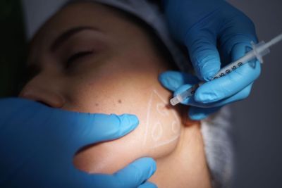 String of negative botox reactions prompts health chiefs to issue warning