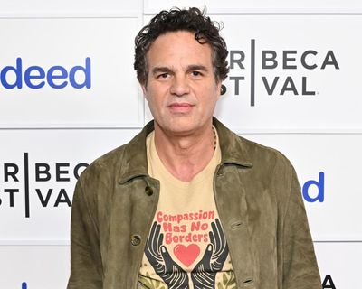Mark Ruffalo and Mahershala Ali among celebrity fathers calling for Mahmoud Khalil’s release