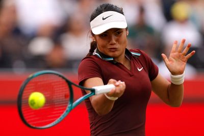 Raducanu vs Zheng result: Latest score and updates from Queen's Club quarter-final