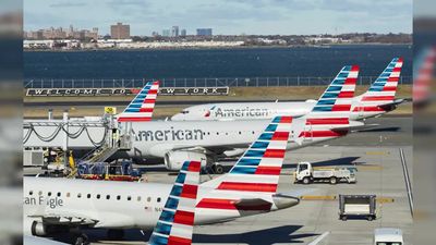 Major U.S. Airlines Have Sold Traveler's Flight Records to CBP, New Report Finds