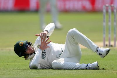 Steve Smith suffers nasty injury after dropping catch in World Test Championship final