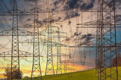 This Energy Stock Is Racing Toward New Highs