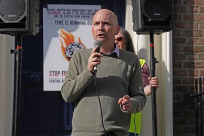 Phone and passport confiscated in Egypt from Irish politician marching to Gaza