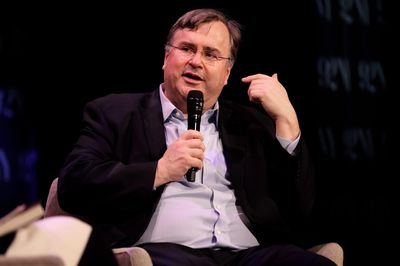 LinkedIn cofounder Reid Hoffman admits what you learn during college may not matter—it’s this skill that can help Gen Z land entry-level jobs