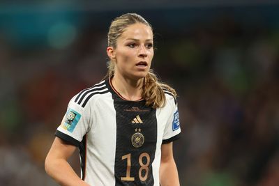 "After many intense and emotional years in professional football, I have made a difficult decision to retire this summer," German legend hangs up boots at just 31