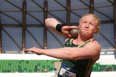 Mya Lesnar, daughter of UFC and WWE champion, wins NCAA shot put title