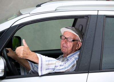 5 Warning Signs It Might Be Time to Stop Driving