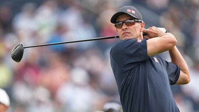 Behind ‘Old Man Par Golf,’ Adam Scott Is in the Hunt for a U.S. Open Title