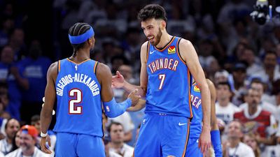 Chet Holmgren Had Priceless Reaction to Shai Gilgeous-Alexander's Huge Fourth Quarter