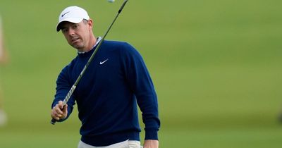 Angry Rory McIlroy narrowly survives cut at US Open