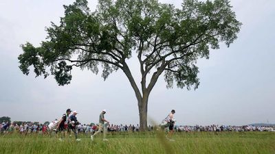 Slow Play is Plaguing the U.S. Open, but the Players Don’t Seem to Mind