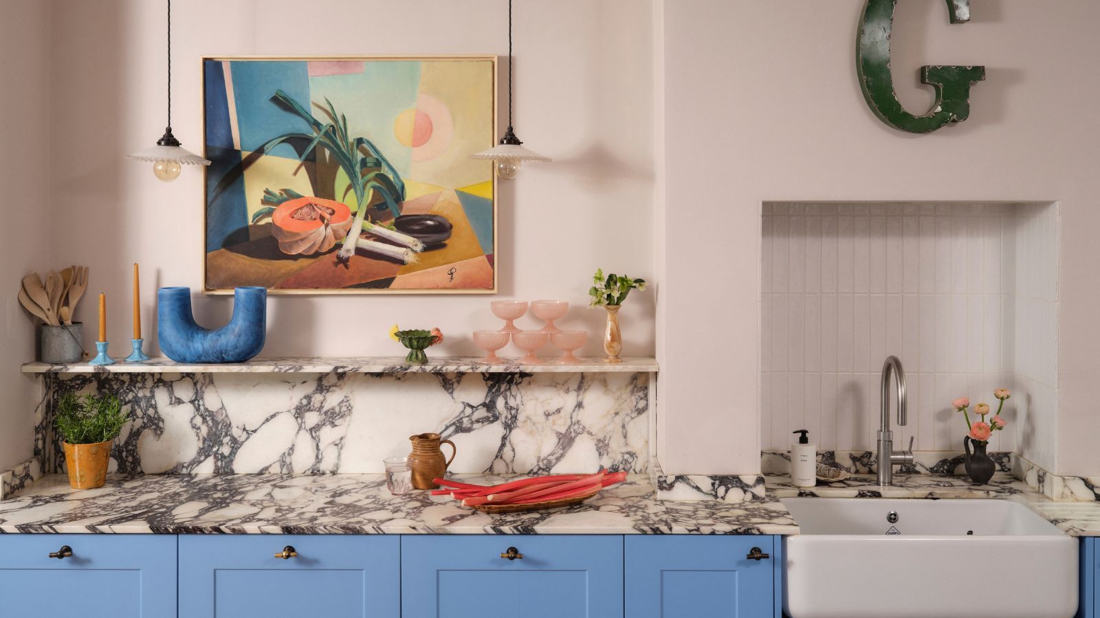 The designer totally transformed this kitchen with an…