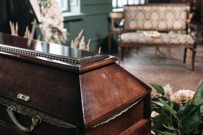9 Financial Decisions That Seem Smart Until You’re Dead