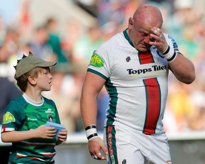 Leicester coach Cheika hits out at Cole yellow card after final defeat by Bath