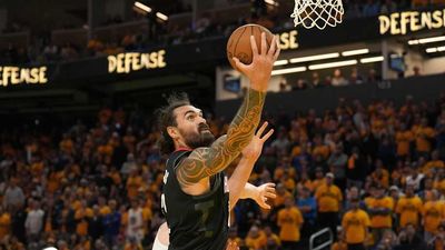 Rockets Sign Veteran Center to Extension After Breakthrough Season