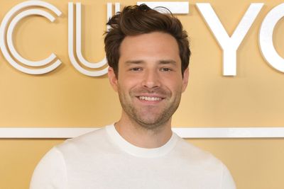 Grosse Pointe Garden Society star Ben Rappaport reveals the show’s connection to Desperate Housewives after fan response