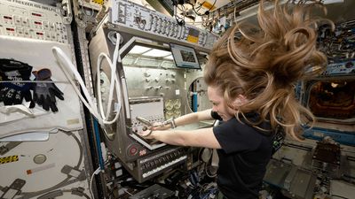 Space humbles the SEAL-doctor-astronaut | On the ISS this week June 9-13, 2025