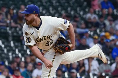 Brewers trade Aaron Civale to White Sox for Andrew Vaughn