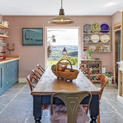 This beautiful, colourful kitchen was designed for a professional chef, with efficiency and practicality at its heart