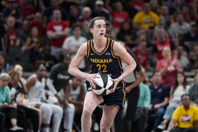Caitlin Clark spectacular in return from injury as Fever hand Liberty first loss