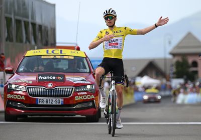 Tadej Pogačar wins the Criterium du Dauphiné’s queen stage 7 to lead Jonas Vingegaard by 1:01 going into the race's final day