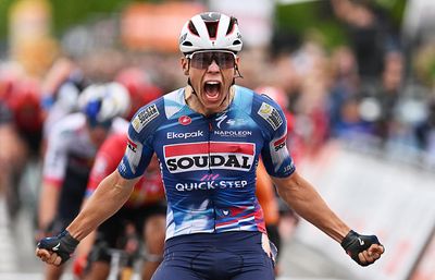 Dwars door het Hageland: Paul Magnier triumphs from four-man group