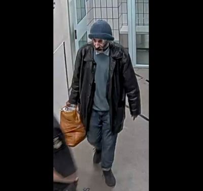 Police seek man after 'deliberate fire' that caused significant damage to City of London building