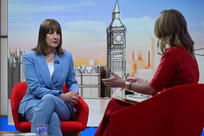 Starmer focused on grooming victims not ‘grandstanding’, says Reeves
