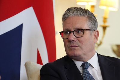 Starmer resists recognising Palestinian state as unions’ demand deepens Labour split