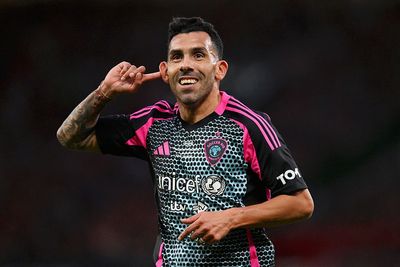 Soccer Aid 2025 live: England vs World XI result as Carlos Tevez scores four and Big Zuu nets winner