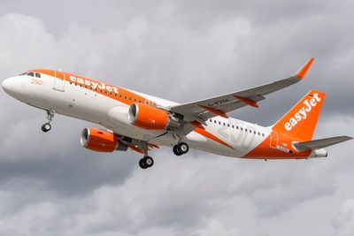 EasyJet flight to UK forced to make emergency landing in Turkey after ‘smell of smoke’ in cabin