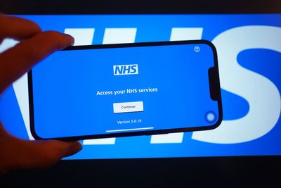 Signing up for clinical trials to be new feature on NHS App