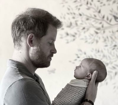 Meghan Markle's Father's Day Post: Archie's Face Finally Revealed In Heartwarming Tribute To Prince Harry