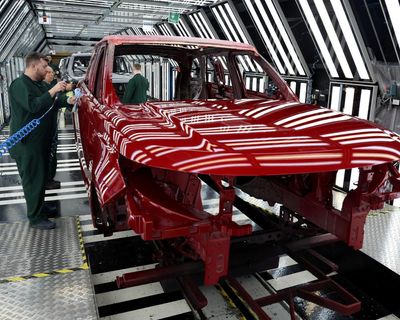Jaguar Land Rover warns that Trump tariffs will hit profits