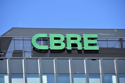 CBRE Group Stock: Is CBRE Outperforming the Real Estate Sector?