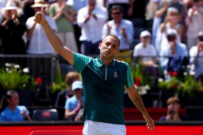 Dan Evans stuns Frances Tiafoe in first round at Queen’s
