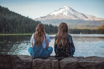 The Rise of ‘BFFmoons’: Travel Trends Among Child-Free Couples