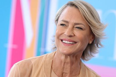 Robin Wright reveals silver lining of Kevin Spacey pay discrepancy