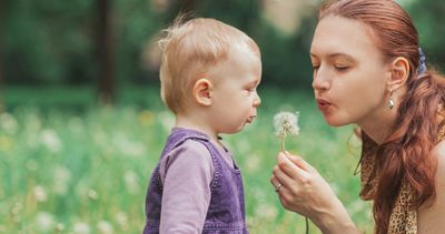 12 Heart-Melting Things Kids Do That We Never Want to Forget