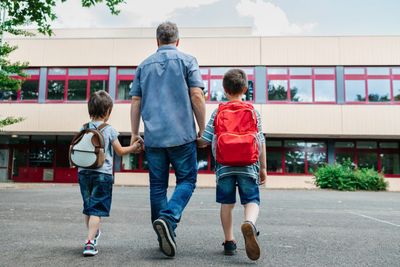 7 Things That Make School Drop-Offs a Daily Disaster
