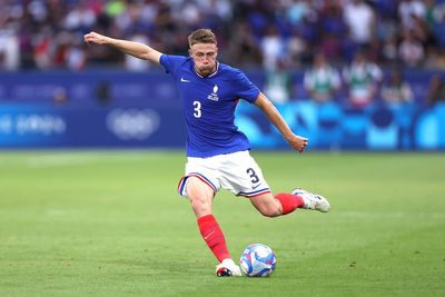 Bournemouth sign new left back to pave way for Liverpool’s Milos Kerkez bid